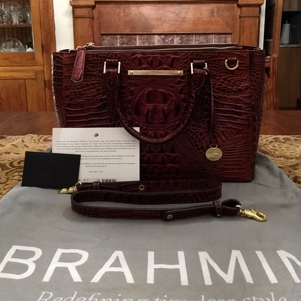 💥NWT💥 Stunning Brahmin Small Lincoln - Pecan